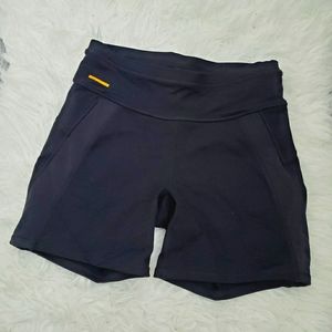 NWOT Lole Black Biker Short
